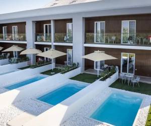 The Mini Resort