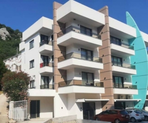 Apartmani Lara Lux