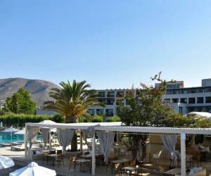 Plaza Resort