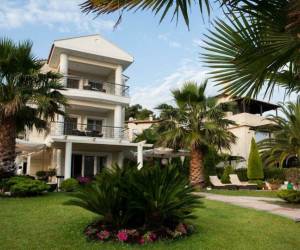 Sun Residence - Seaside Hotel & Suites
