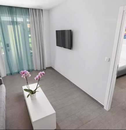 GARDEN JUNIOR SUITE
