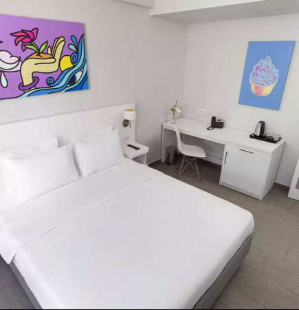 GARDEN LOUNGE JUNIOR SUITE