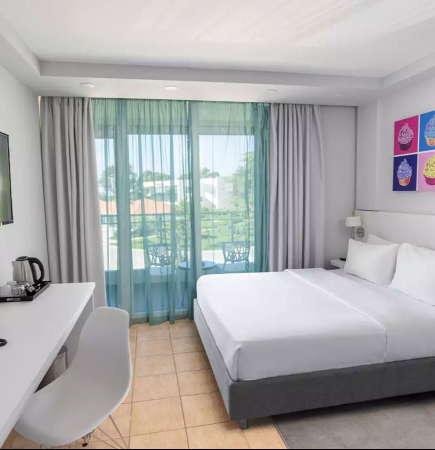 TWO BEDROOM LARGE FAMILY SUITE