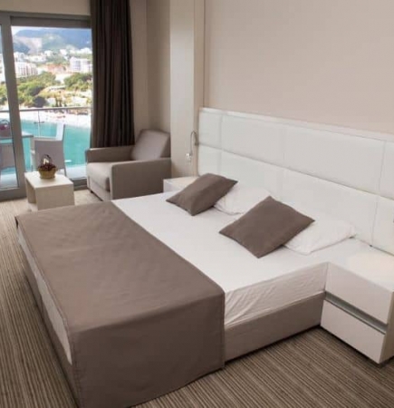 APARTMAN – dnevni boravak + 2 sobe