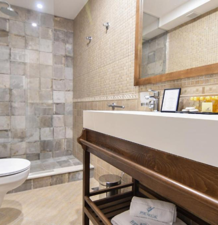 Superior apartman, pogled more